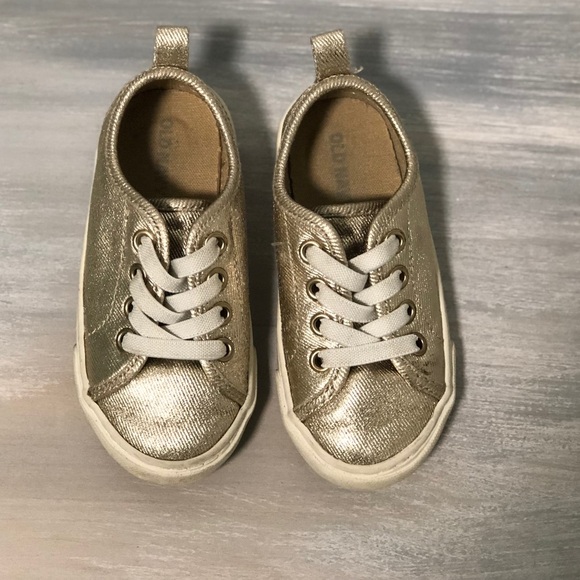 5/$25 Old Navy Metallic gold slip-on sneakers - Picture 2 of 5
